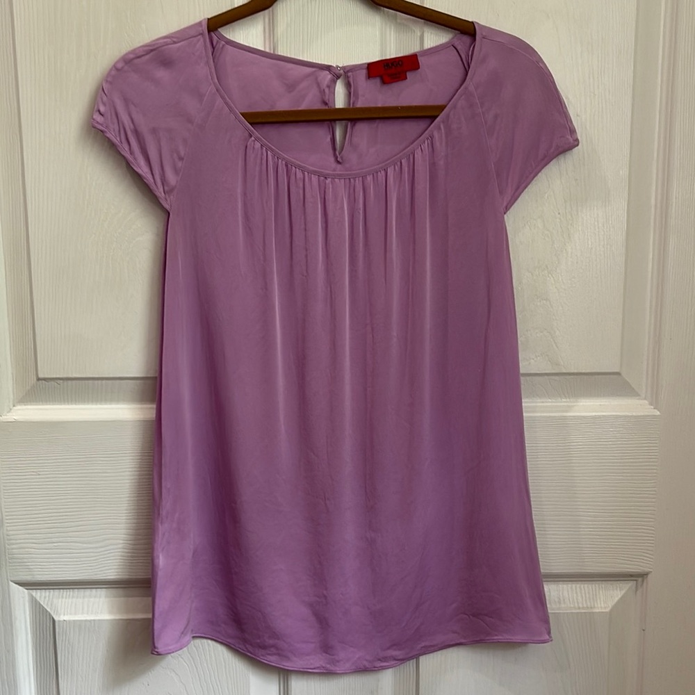 HUGO BOSS Purple Cap Sleeve Pleated Blouse Size 4 Flowy lightweight silky top